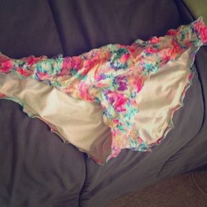 Victoria’s Secret swimsuit bottoms